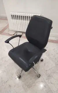 صندلی چرخ دار و دارای جک برند راد سیستم