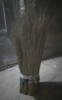 جارو دستی نوک تیز مخصوص  حیاط تعداد بالا