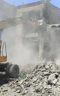 خدمات تخریب دستی و لودر و بیل مکانیکی شبانه روزی