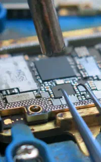 تعمیرات تخصصی موبایل و تبلت