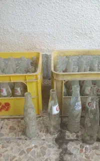 ۲جعبه شیشه نوشابه