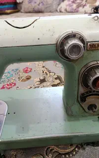 چرخ خیاطی ژانومه و سردوز