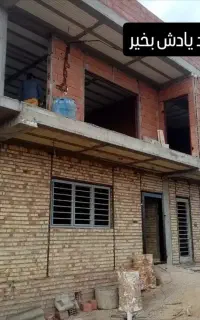 سنگ‌کاری ساختمان همراه با جوشکاری سرامیک، سنگ قبر
