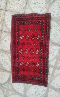 پشتی دست بافت