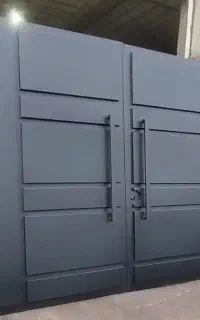 درب / درب منزل/ درب حیاط/ درب باغ