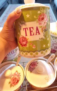 سرویس پا سماوری و جا ادویه و جا قاشقی کلا ۷تکه