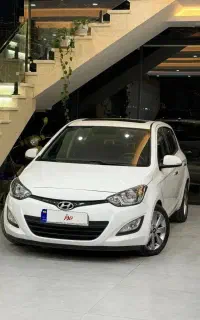 هیوندای i20