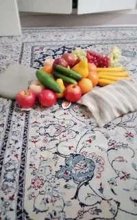 29 عدد میوه خشک به همراه دو عدد پارچه