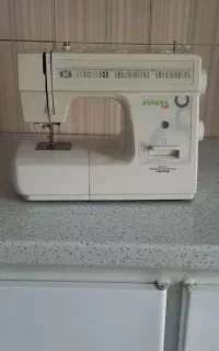 چرخ خیاطی ژانینای کاچیران ۸ کاره نو مدل 308