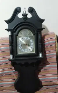 ساعت دیواری