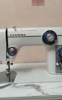 چرخ خیاطی ژانومه