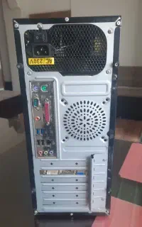 کیس کامپیوتر