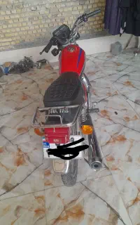 موتور سیکلت پیشتاز