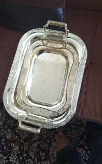دو عدد سینی وسه تیکه جامیوه ای
