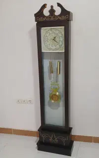 ساعت ایستاده