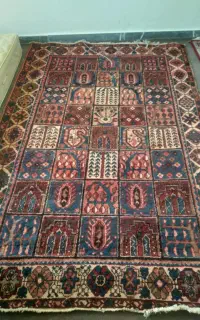 فرش دست بافت سالم نو تمیز ۴ متری