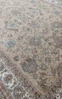 یک جفت فرش ۹ متری سالم و در حد نو