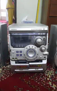 پخش کننده صوتی همراه با ۲ اسپیکر
