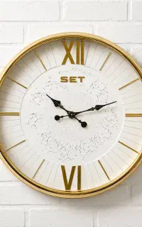 انواع ساعت دیواری و رومیزی