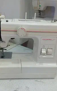 چرخ خیاطی ژانومه نیوهم