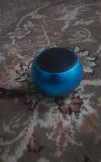 اسپیکر جیبی
