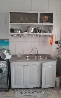 کابینت فلزی همراه ابچکان و سینگ