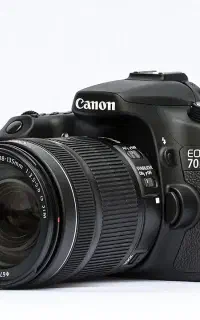 دوربین canon 70D