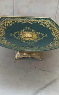 شیرینی خوری(میوه خوری)