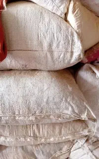 پارچه کهنه واسه تمیزکاری شغلهای صنعتی