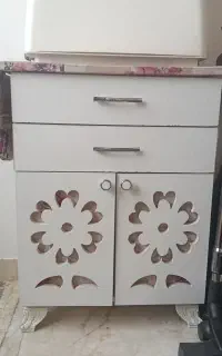 میز اتو رنگ سفید