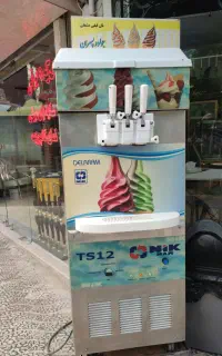 دستگاه بستنی قیفی نیک نام در حد نو