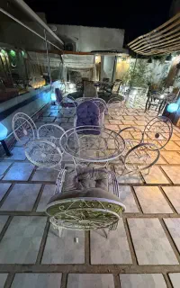 میز وصندلی برای کافه