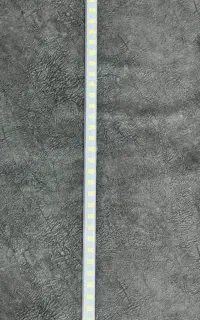 تعدادی چراغ خطی و زیر کابینتی همه با هم