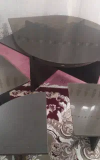 دوتا مبل  و میز اما میز ها  ۸۰۰