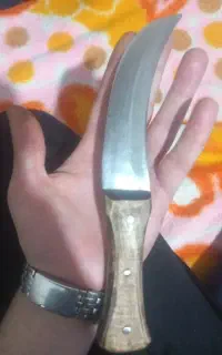 چاقو طرح شیرزاد