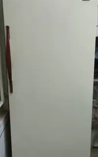فریزر ۷ کشابه کاملا سالم