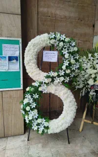 اجاره تاج گل مصنوعی،پایه گل،گل مزار،تسلیت،دسته گل