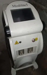 دستگاه لیزر