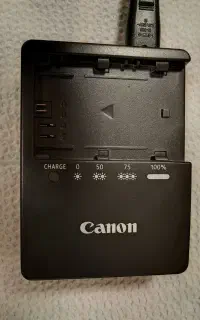 شارژر دوربین عکاسی کنون