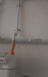 لوله کشی گاز و آب و فاضلاب