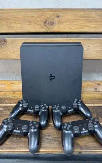 ps4 slim ۴ دسته