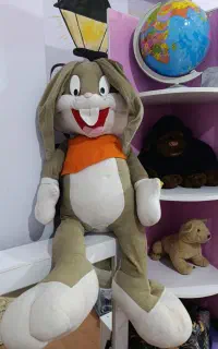 خرگوش یک و نیم متری