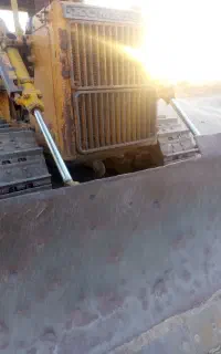 بلدوزر ۸۵کوماتسو