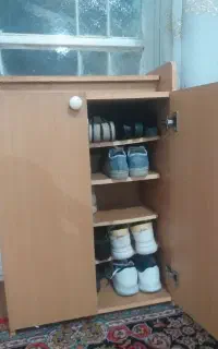جا کفشی و زیر تلوزیون