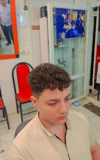 خدمات پیرایش فر مو پاکسازی آرایشگری