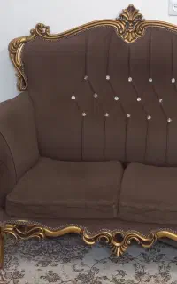 مبل هفت نفره بامیزوسط و۲عددجلومبلی