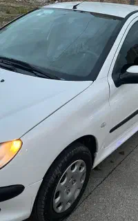 ۲۰۶ sd v8 مدل ۱۴۰۰