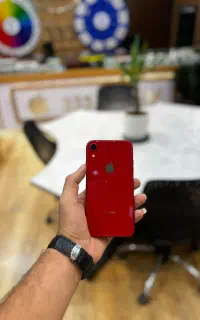 آیفون xr قرمز