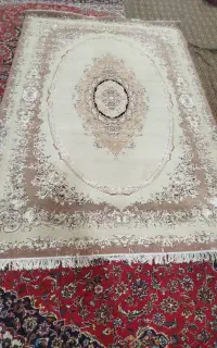 یک جفت فرش 6متری و یک عدد 9متری