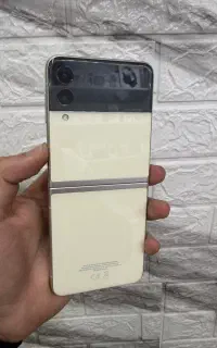گوشی z flip 3 حافظه 128g رام ۸